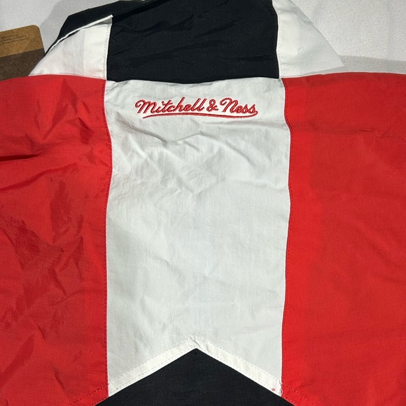 Mitchell & Ness MLS DC United Full Zip Windbreaker Size M MSRP $120 - Picture 6 of 6
